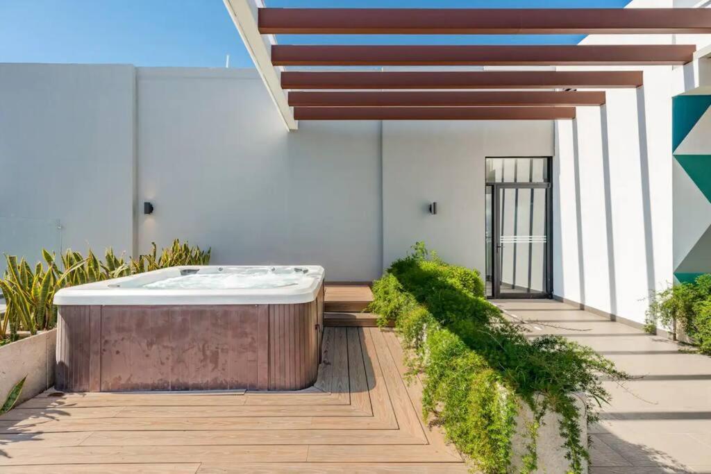 Rooftop Jacuzzi - 18Th Floor Apt City View Mata de Palo エクステリア 写真